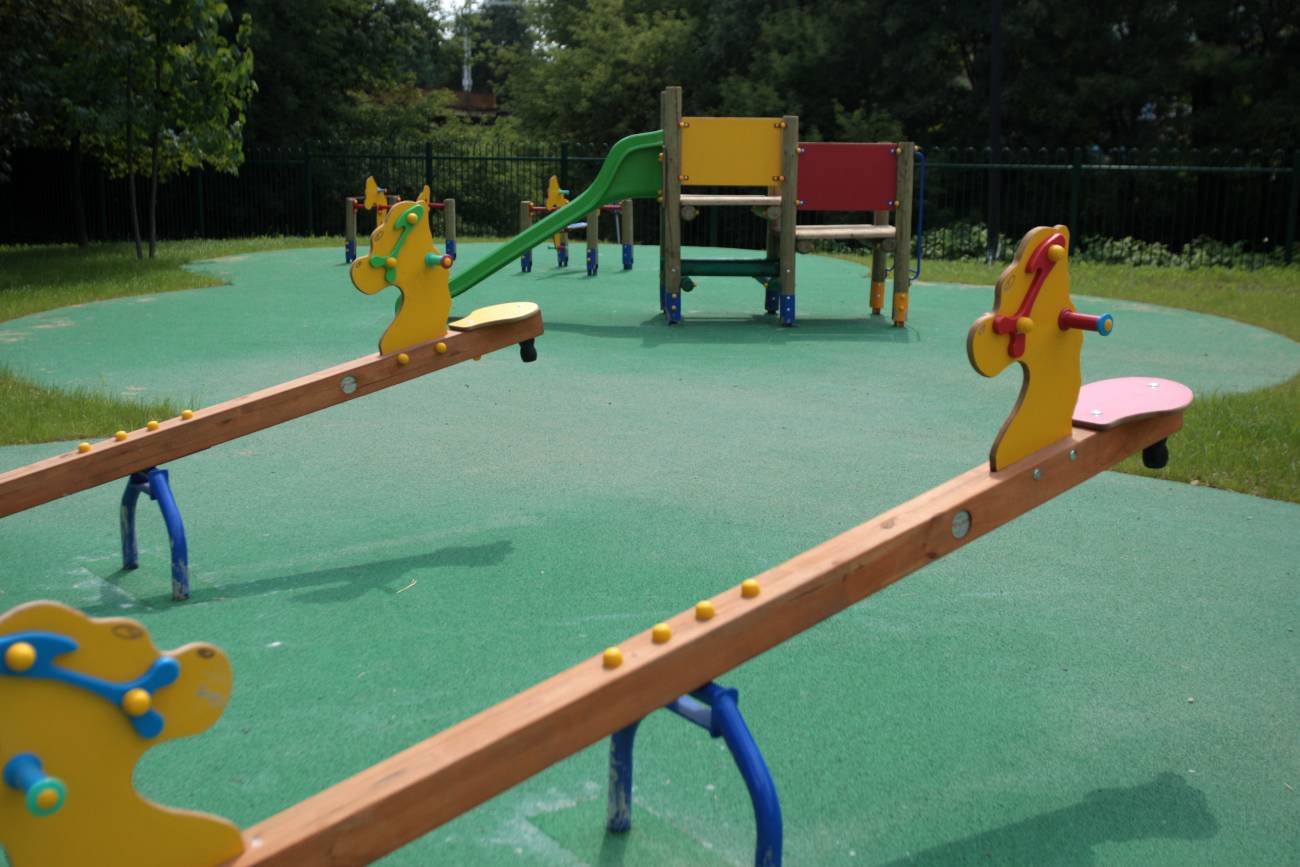 Przedszkolny trend szkodzi dzieciom. "Po całym dniu są zmęczone, ale nie od biegania"