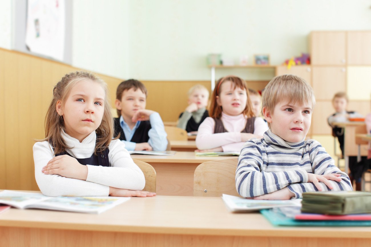 dzieci w klasie