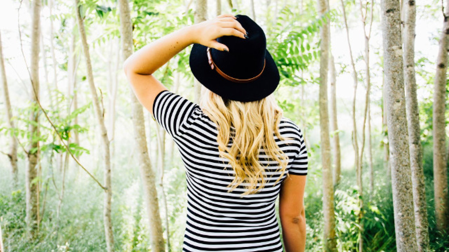 Fot. Pixabay / [url=https://pixabay.com/en/fashion-girl-woman-female-model-821506/]fancycrave1[/url] / [url=https://pixabay.com/en/service/terms/#download_terms]CC0 Public Domain[/url]