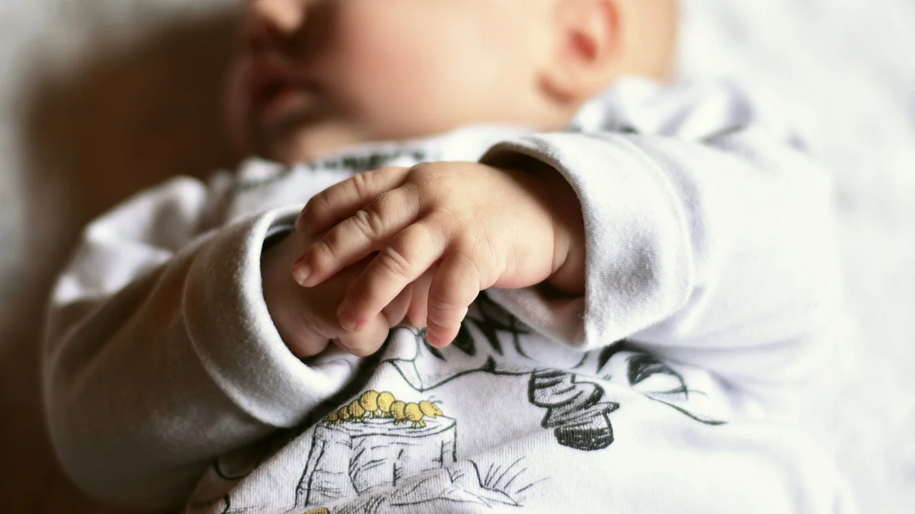 Przytulanie dziecka a rozwój mózgu Przytulanie dziecka a rozwój mózgu
