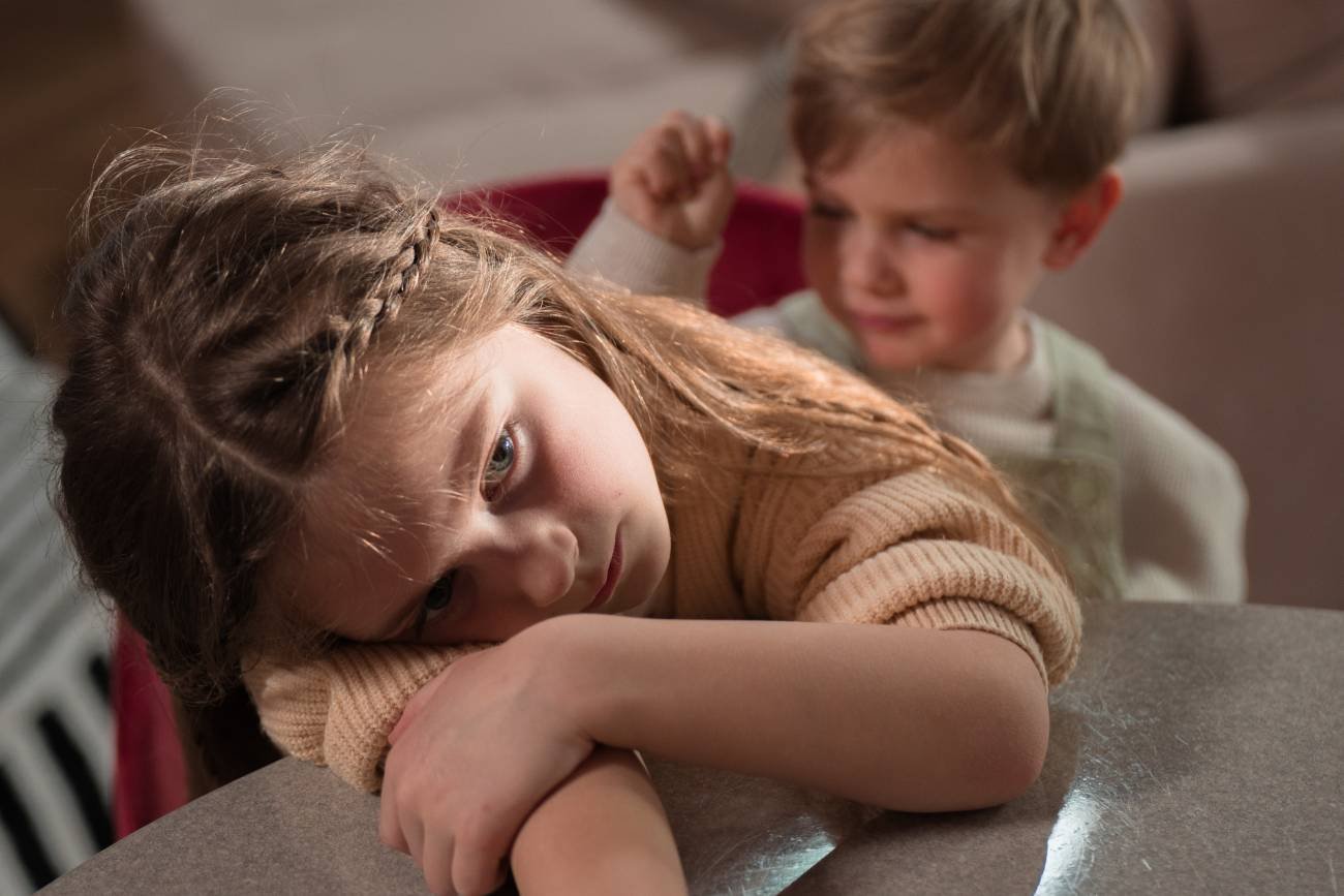 trauma, jak rozpoznać traumę, objawy traumy, trauma u dziecka, objawy traumy u dziecka