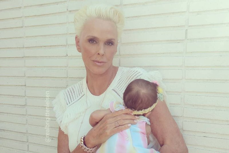 Brigitte ma już czterech dorosłych synów. Teraz - jak sama mowi - cieszy się małą księżniczką.