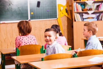 Uczniowie nie słuchają, co się do nich mówi. Uczniowie nie mają szacunku do nauczycieli.