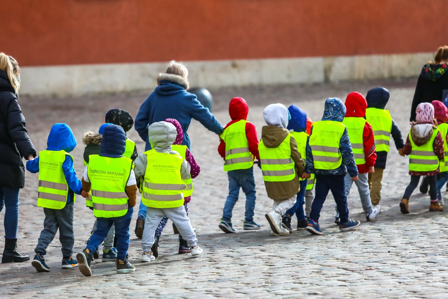 Tanie zabawki lepszym prezentem dla przedszkolaków niż wycieczka?