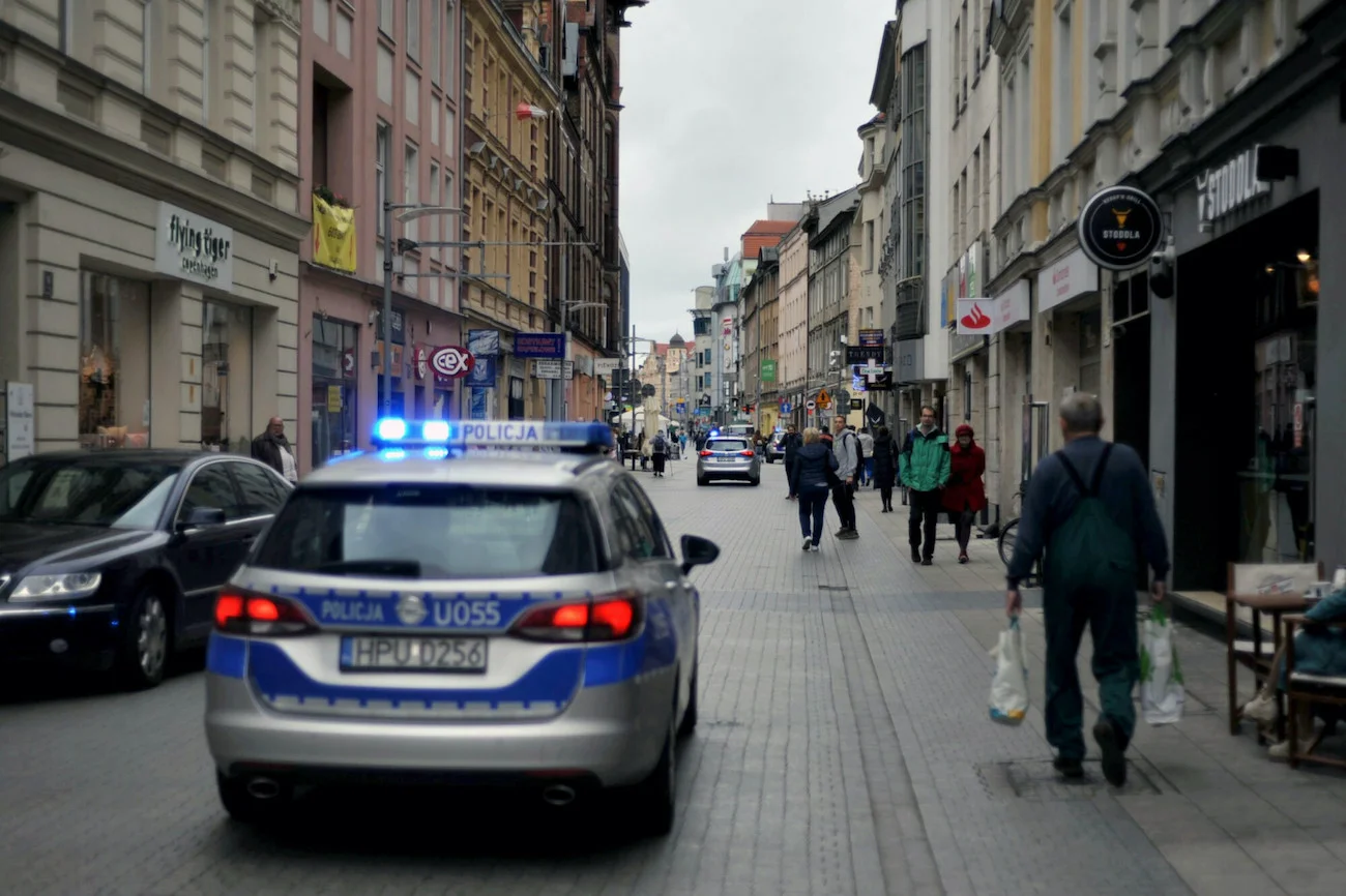 Poznań: policja zatrzymała właścicieli kliniki medycyny estetycznej Poznań: policja zatrzymała właścicieli kliniki medycyny estetycznej