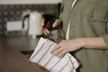 płyn do czyszczenie, ekologiczne sprzątanie, domowe triki, płyn do sprzątania DIY