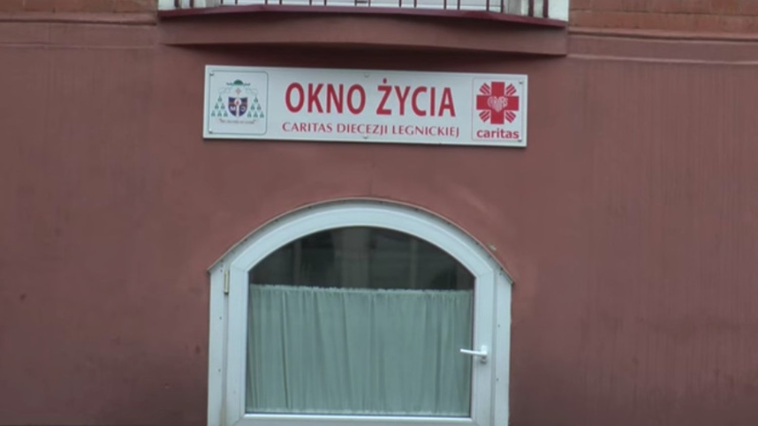 Okno życia w Legnicy.