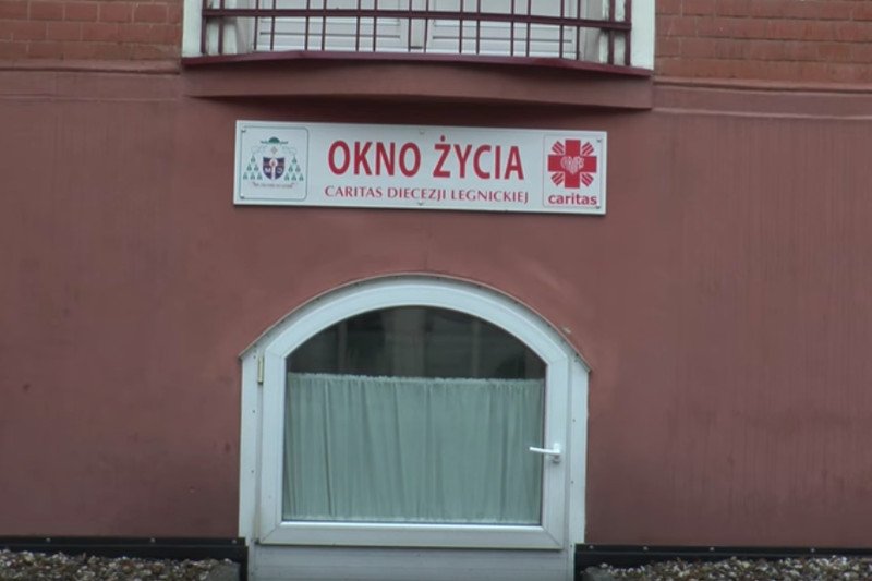 Okno życia w Legnicy.