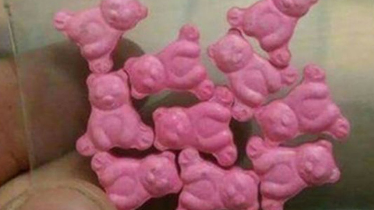 Groźne "słodycze"z ecstasy są dostępne dla polskich dzieci.