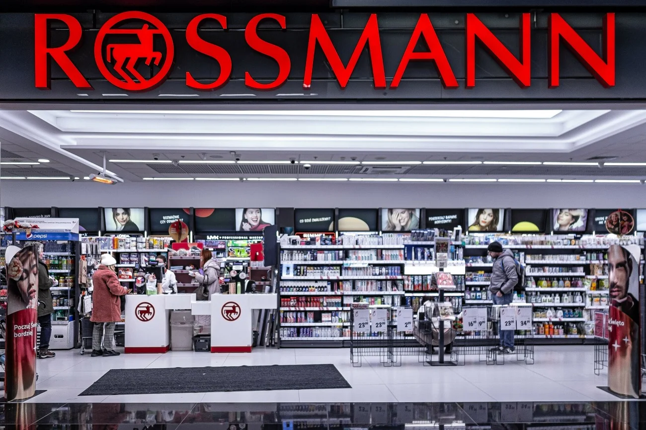 Perfumy z drogerii Rossmann.