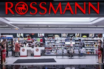 Perfumy z drogerii Rossmann. Perfumy z drogerii Rossmann.