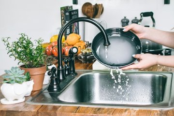 Haier i-Pro Shine Series 6 to nowoczesna, pojemna i ekologiczna zmywarka, która pozwala osiągnąć 60 proc. lepsze rezultaty zmywania w porównaniu z konkurencyjnymi modelami.