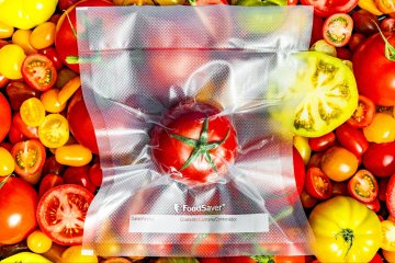 Sezonowe odżywianie to spożywanie produktów żywnościowych (warzyw i owoców) w ich naturalnym sezonie uprawy i produkcji. Systemy pakowania próżniowego FoodSaver gwarantują dostęp do sezonowych warzyw i owoców przez cały rok.