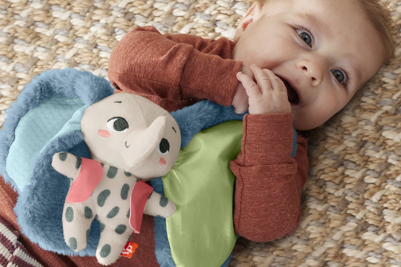 Jakie zabawki wybrać dla niemowlaka? Poznaj nową linię Planet Friends Fisher-Price