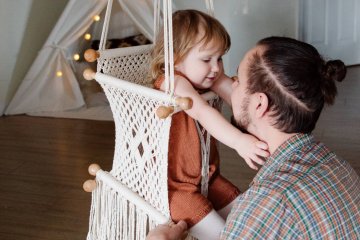 empatia, bezinteresowność, życzliwość, jak wychować empatyczne dziecko, wychowanie, opieka, czułość wobec dziecka, jak dobrze wychować dziecko