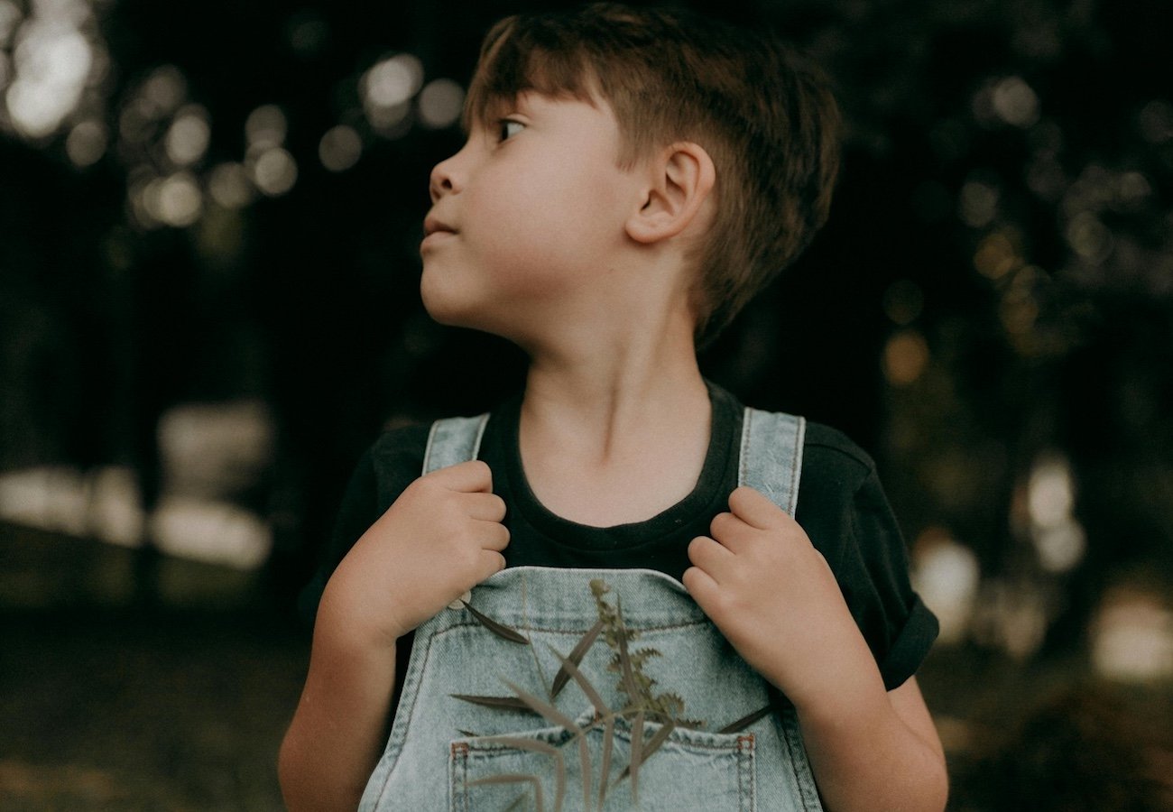 4 powszechne czynniki, które każdego dnia uniemożliwiają rozwój dzieci. Zauważ je