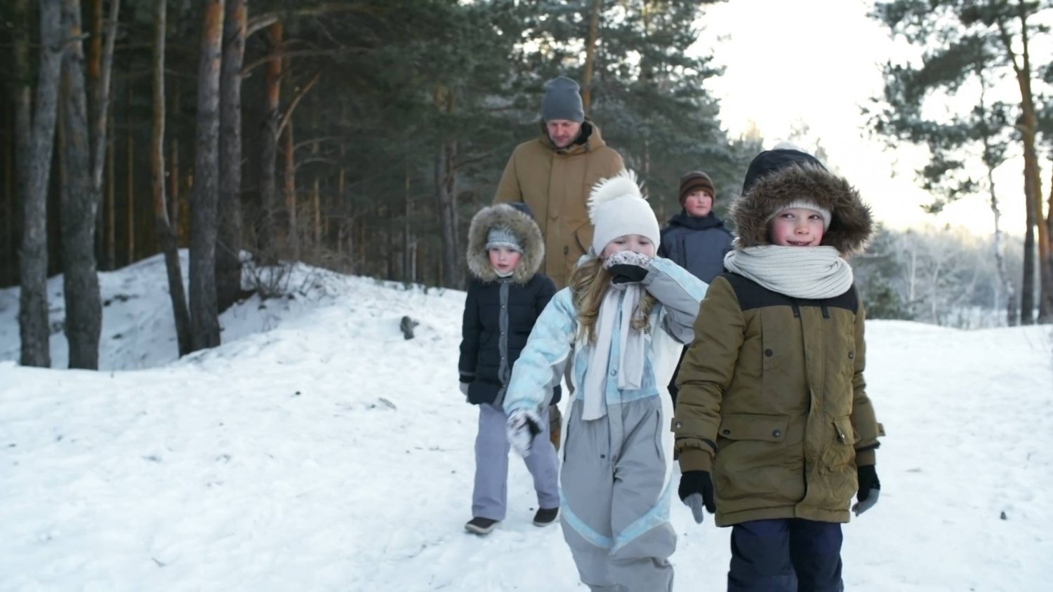 Duża zmiana w 800 plus od 1 lutego. Ta grupa rodziców może stracić świadczenie