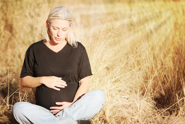 Fot. Pixabay / [url=http://pixabay.com/en/pregnant-nature-mom-775028/]TawnyNina[/url] / [url=http://pixabay.com/en/service/terms/#download_terms]CC0 Public Domain[/url]