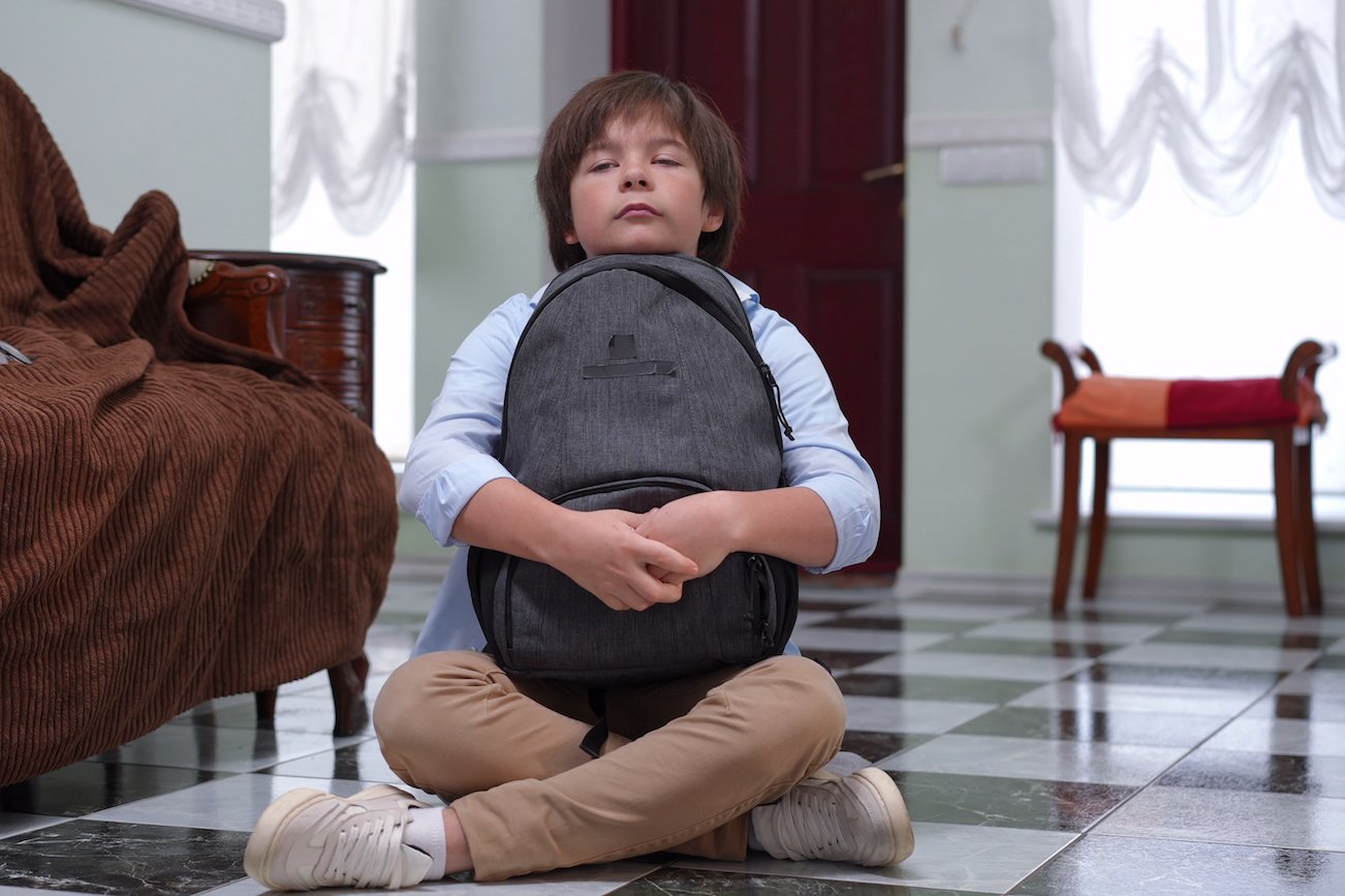 6 sekretów, które dziecko ukrywa po powrocie ze szkoły. Rodzicu – miej oczy dookoła głowy