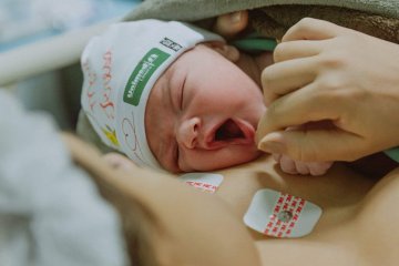 Do porodu warto zabrać m.in. piłkę tenisową i lusterko