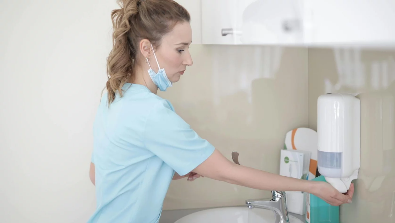 Szpital rezygnuje z salowych. Dziesiątki kobiet martwi się o pracę