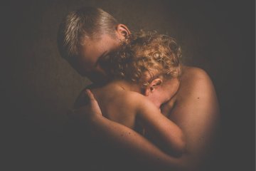 nagość, seksualność, nagość jest naturalna, chodzenie nago przy dzieciach, czy chodzić nago przy dzieciach