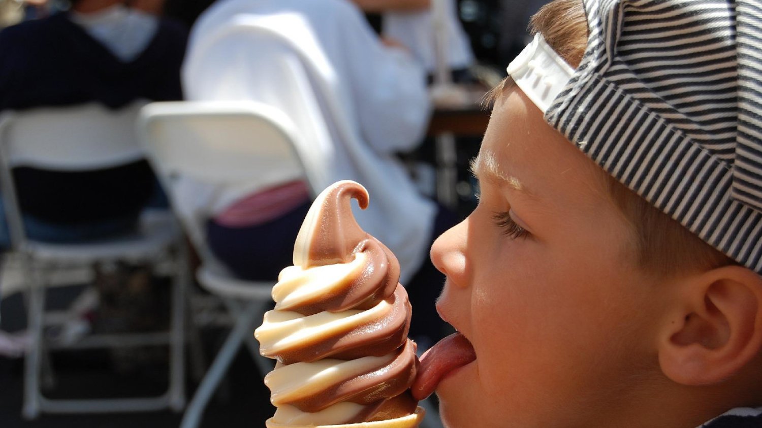 lody z automatu, lody włoskie, bakterie, gis