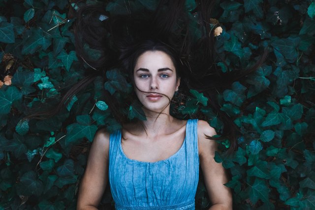 Fot. Pixabay / [url=https://pixabay.com/pl/dziewczyna-kobieta-kobiet-m%C5%82ody-984060/] Unsplash [/url] / [url=https://pixabay.com/pl/service/terms/#usage] CC0 Public Domain [/url]