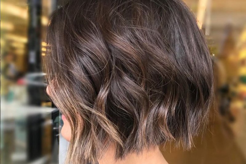 Tego lata będą rządzić wariacje wokół tradycyjnego boba. Oto shaggy bob i A-line bob