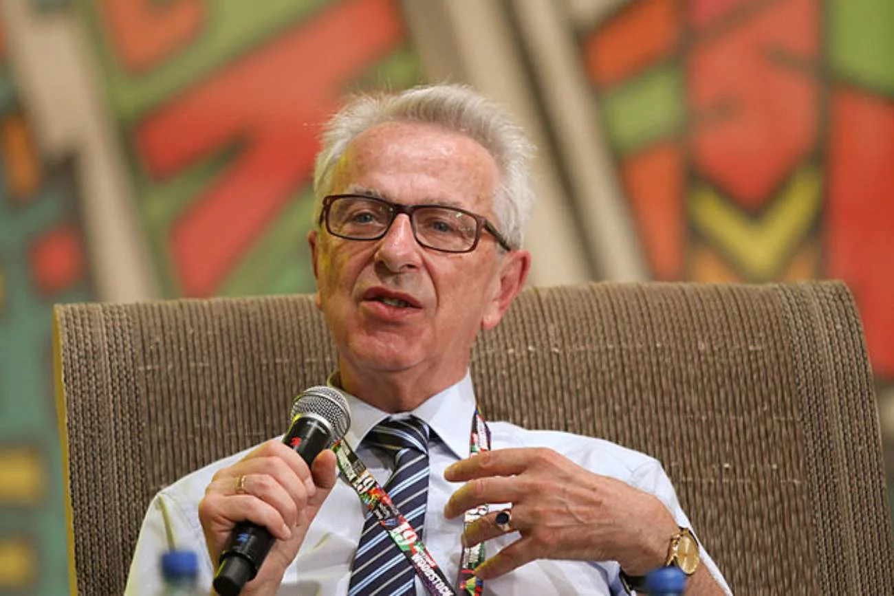 Profesor Zbigniew Lew-Starowicz