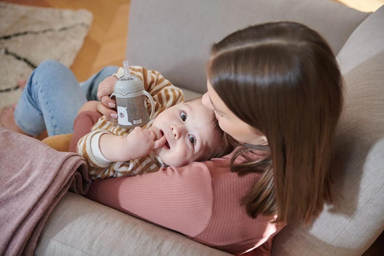 Przedstawiamy wyniki testów kubka ze słomką LOVI Straw Beginner, jakie przeprowadziły mamy, które zgłosiły się do organizowanej przez serwis mama:Du akcji popularyzującej naukę samodzielnego picia