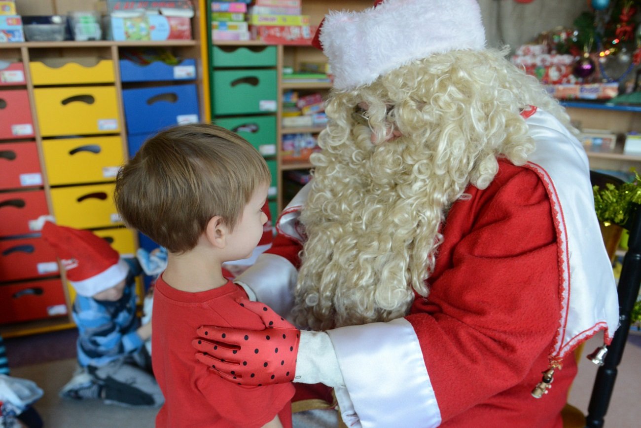 "Nie zgadzam się, by moje dziecko siadało Mikołajowi na kolana. To niesmaczne"