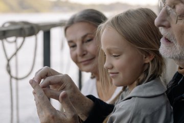 Potrzeba zaopiekowania się dzieckiem wypływa z tych samych źródeł: miłości.