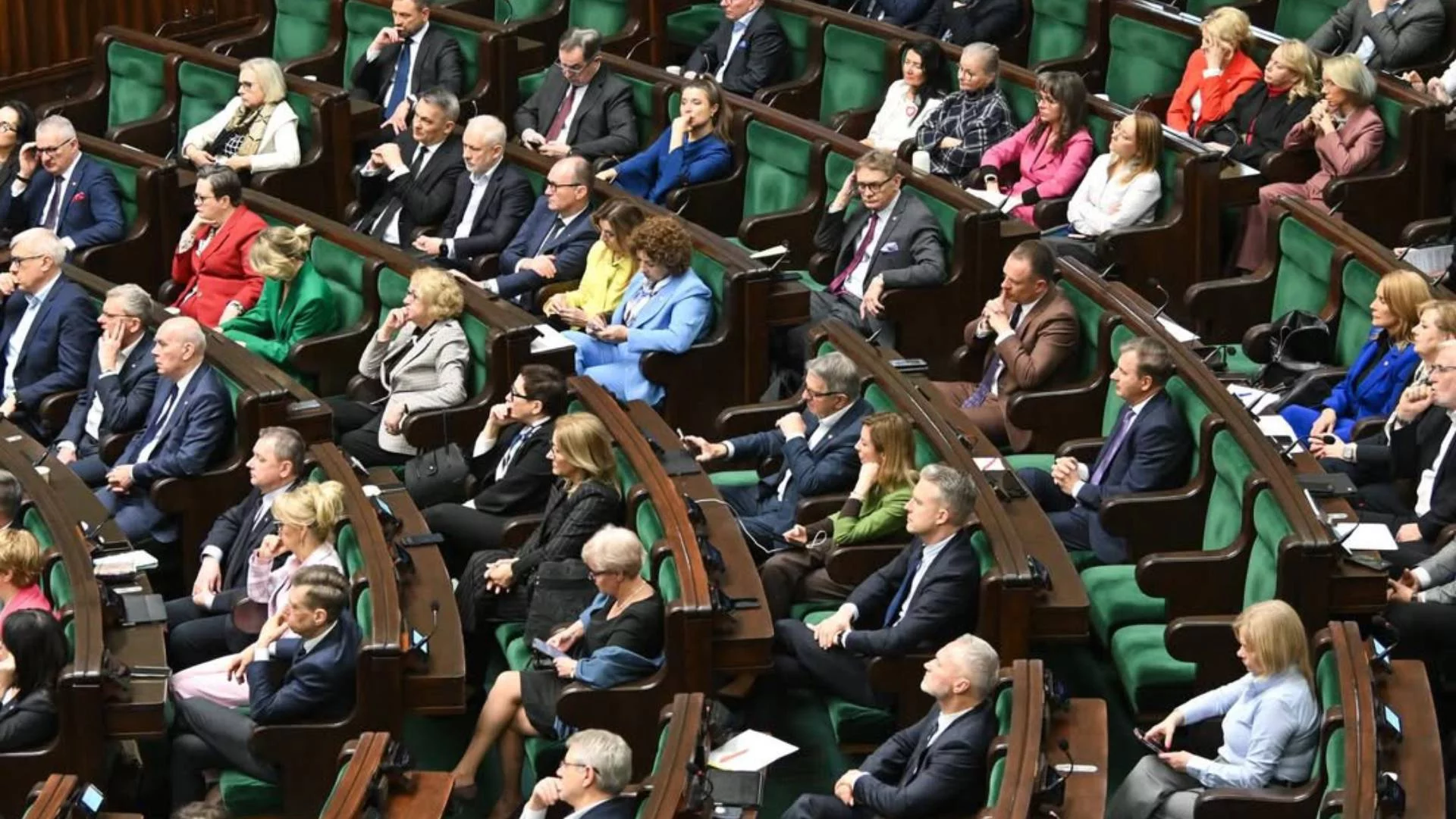 posłowie w Sejmie na posiedzeniu
