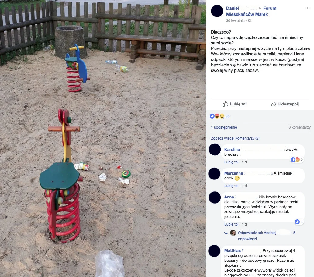 Zdjęcie zaśmieconego placu zabaw