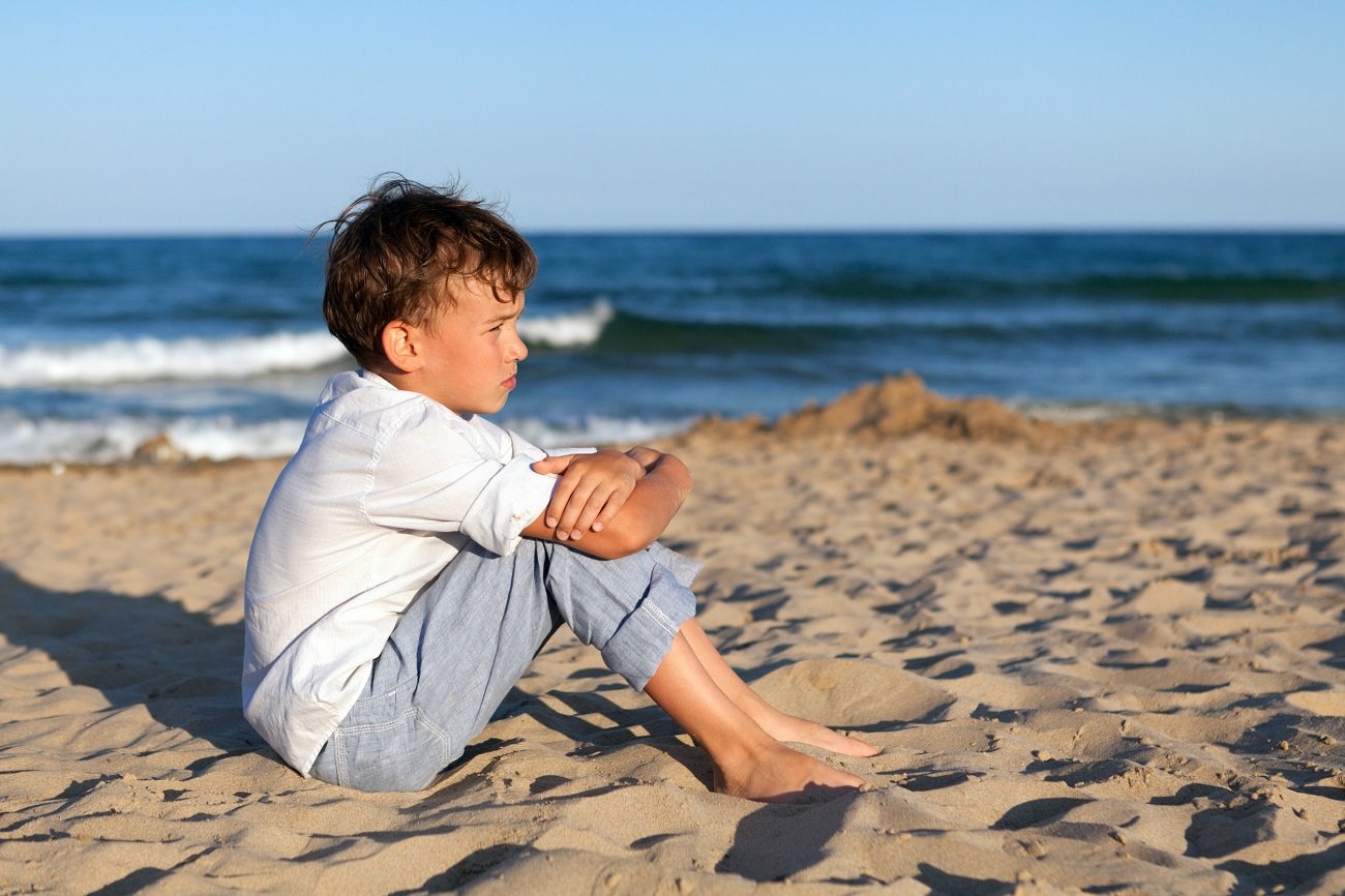 chłopiec na plaży