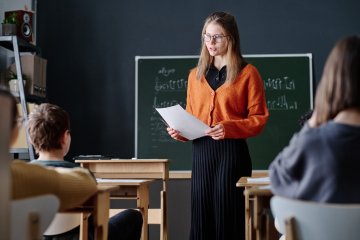 nauczycielka w klasie