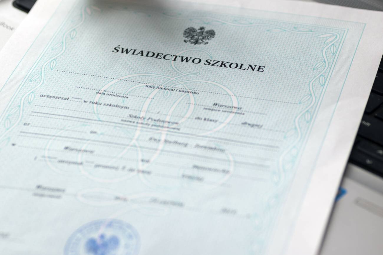 Koniec pewnej epoki. Świadectwa szkolne już tak nie wyglądają