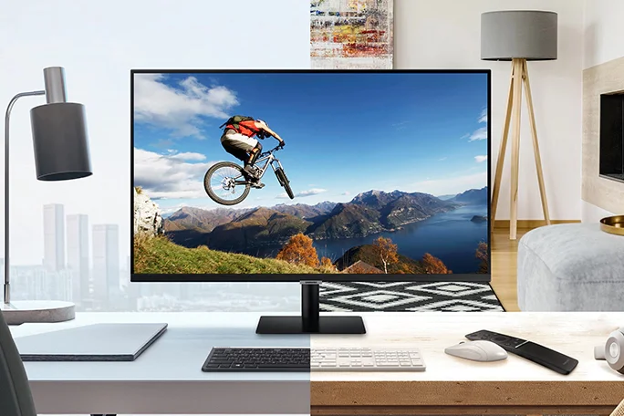 M7 32" (model LS32AM700URXEN) to inteligentny monitor o przekątnej 32 cali (81 cm), z ekranem o rozdzielczości 4K UHD (3840 x 2160) i proporcjach 16:9