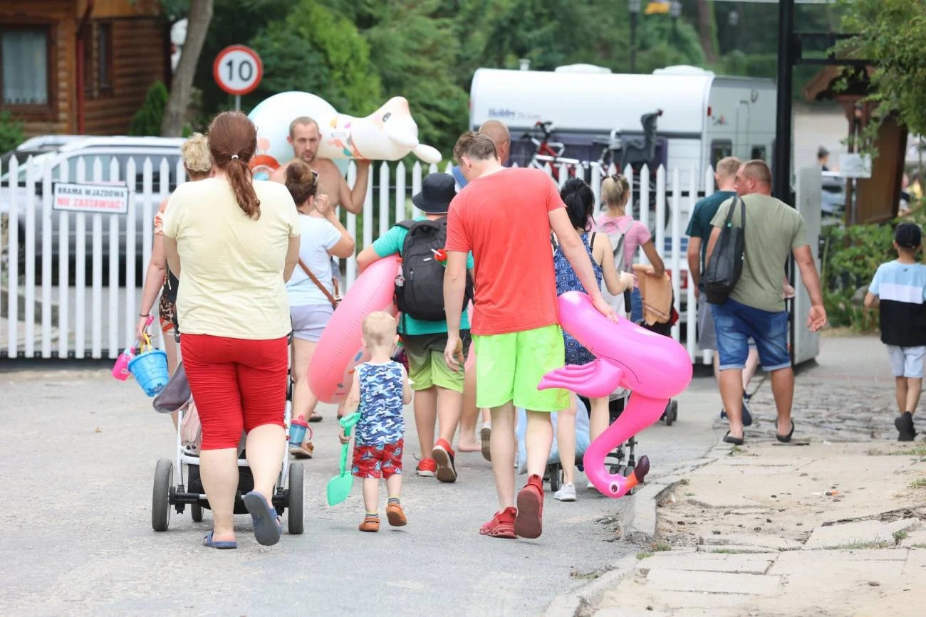bon turystyczny, zwrot pieniędzy, UOKiK,  Urząd Ochrony Konkurencji i Konsumentów, środki z bonu turystycznego, pieniądze z bonu