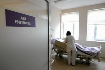 Chirurdzy z Poznania uratowali życie mężczyzny, który połknął wykałaczkę