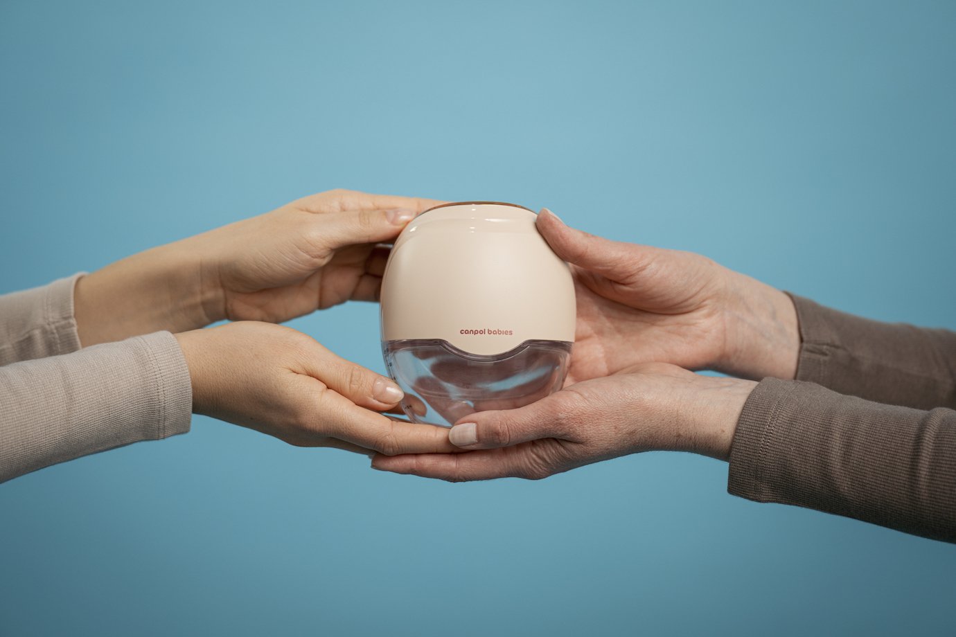 Bezbolesne odciąganie i wygoda w każdej sytuacji – poznaj opinie mam o laktatorze muszlowym