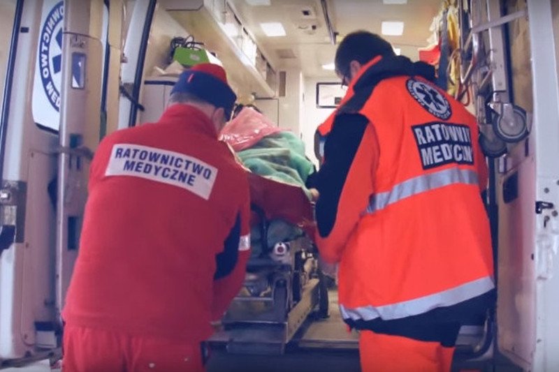 Przełom tarczycowy - objawy, leczenie.