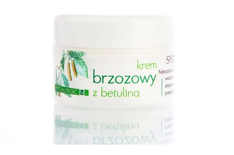 Reagująca alergicznie skóra lubi hipoalergiczne kosmetyki jak np. wyprodukowany przez Sylveco krem brzozowy z betuliną