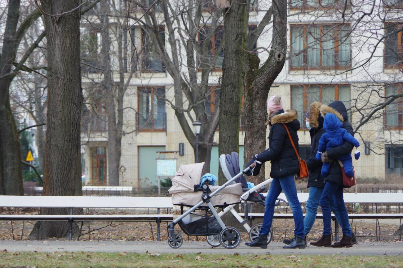 500 plus, rodzina 500 plus, waloryzacja 500 plus, ile warte jest 500 plus, podwyżka 500 plus, pieniądze na dziecko, pieniądze dla rodziców