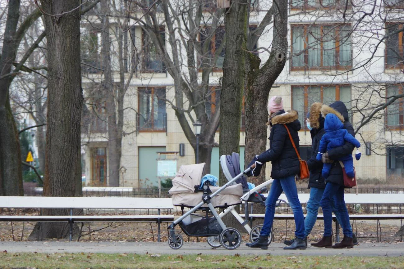 500 plus, rodzina 500 plus, waloryzacja 500 plus, ile warte jest 500 plus, podwyżka 500 plus, pieniądze na dziecko, pieniądze dla rodziców