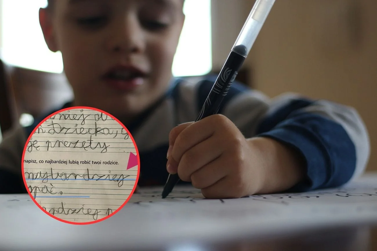 Chłopiec odrabia pracę domową, w której pisze, co lubią robić jego rodzice.