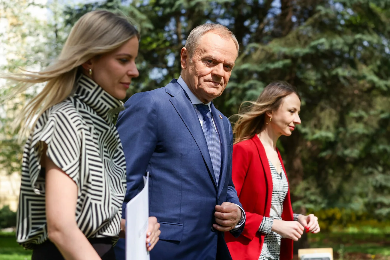 Aleksandra Gajewska, Donald Tusk, Agnieszka Dziemianowicz-Bak