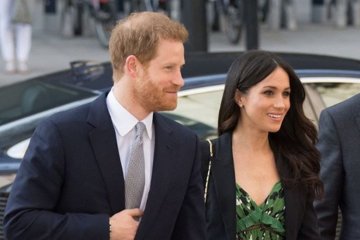Harry kupił nietypowy prezent na chrzest siostrzeńca.