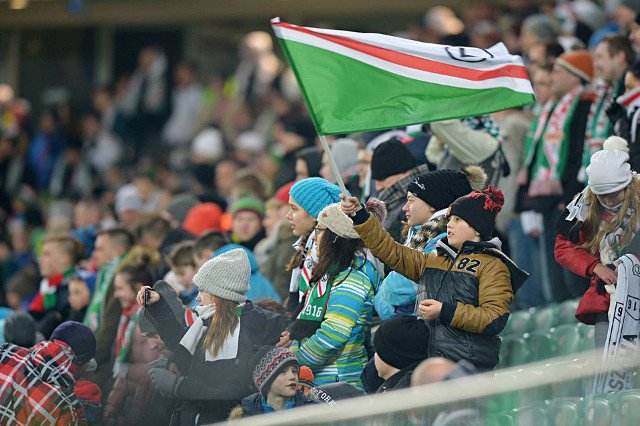 Fot. Sreen z Facebooka [url=https://www.facebook.com/LegiaWarszawa/photos/a.10154359751834578.1073742236.31672119577/10154359756254578/?type=3&theater]Legia Warszawa[/url]